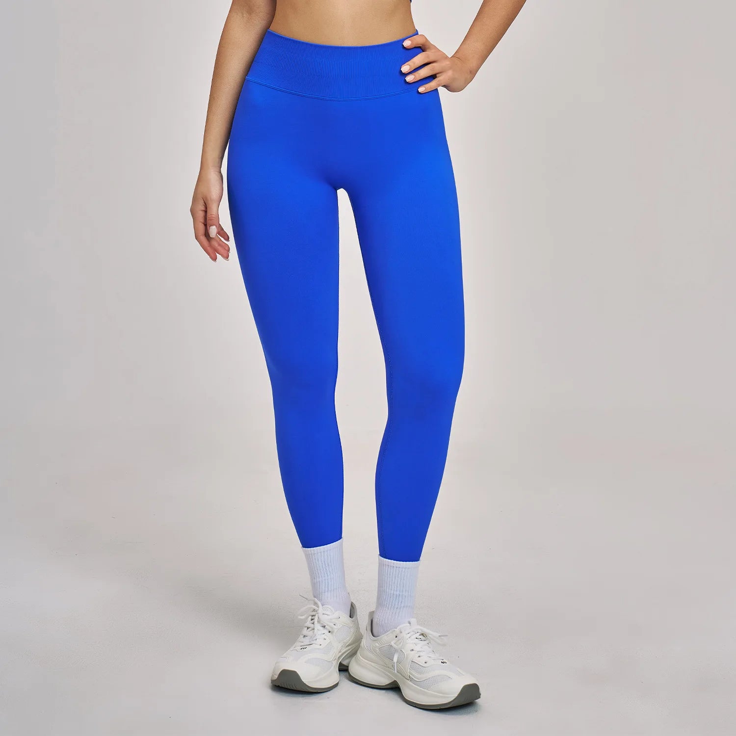 Seamless Scrunch Yoga Leggings — No T-Line, High Waist, Quick-Dry Activewear for Women