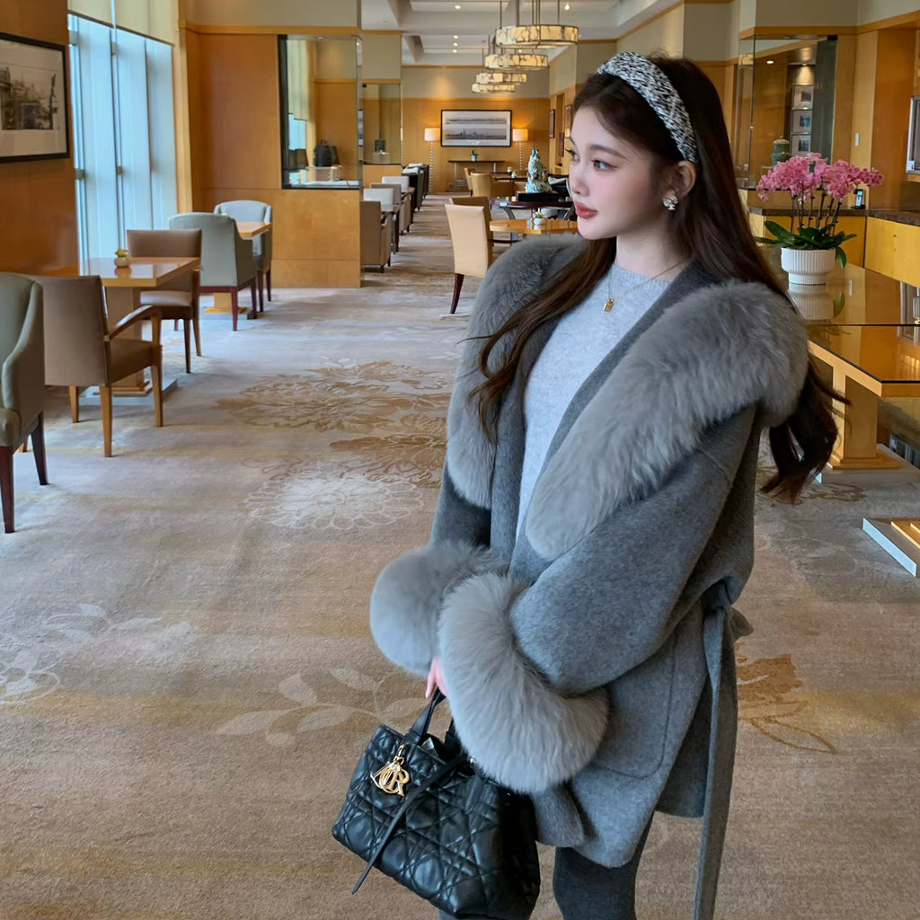 Women's Oversized Wool Coat with Fox-Fur Trim Hood