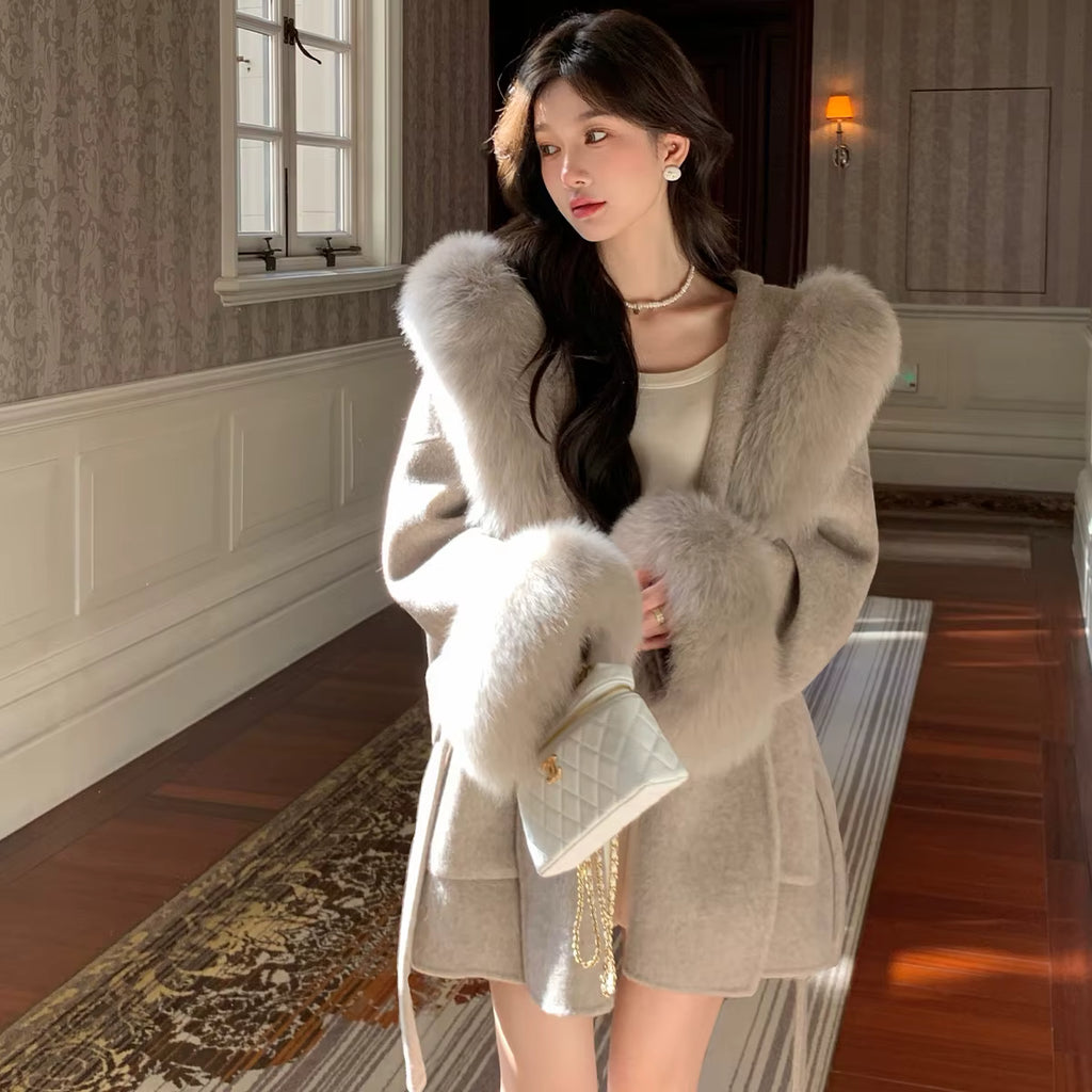 Women's Oversized Wool Coat with Fox-Fur Trim Hood