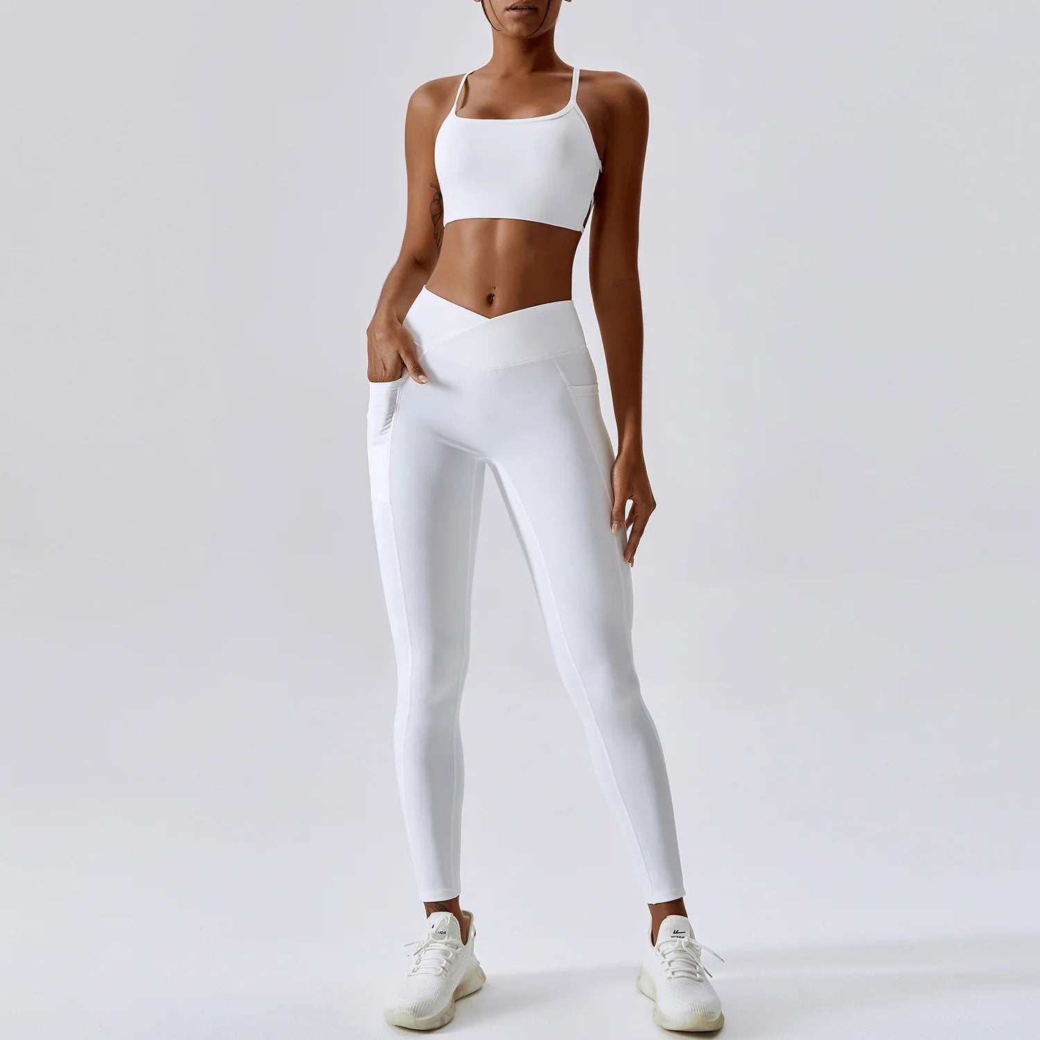Scrunch Butt Crossover V-Cut Waist Leggings & Sports Bra Set