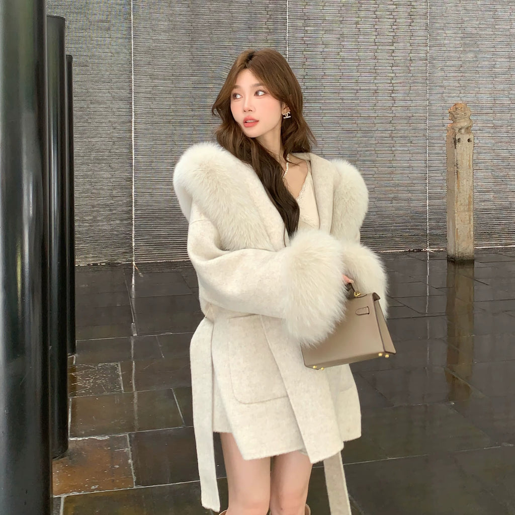 Women's Oversized Wool Coat with Fox-Fur Trim Hood