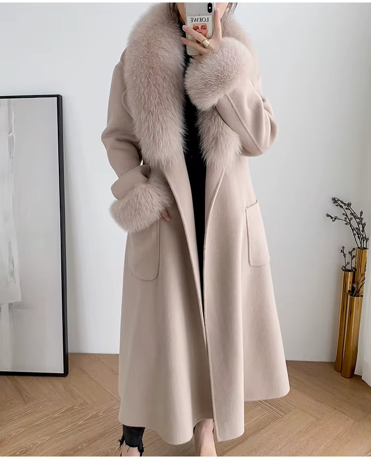 Damen langer Wollmantel mit Fuchsfellkragen