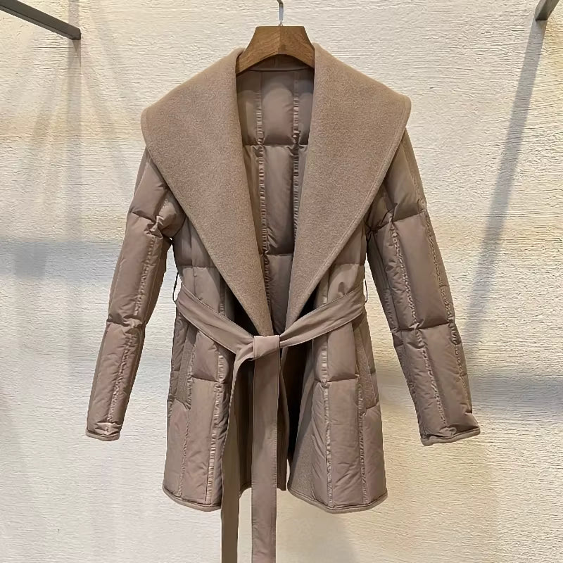 Women’s Winter Coat with Cashmere-Wool Collar | Windia