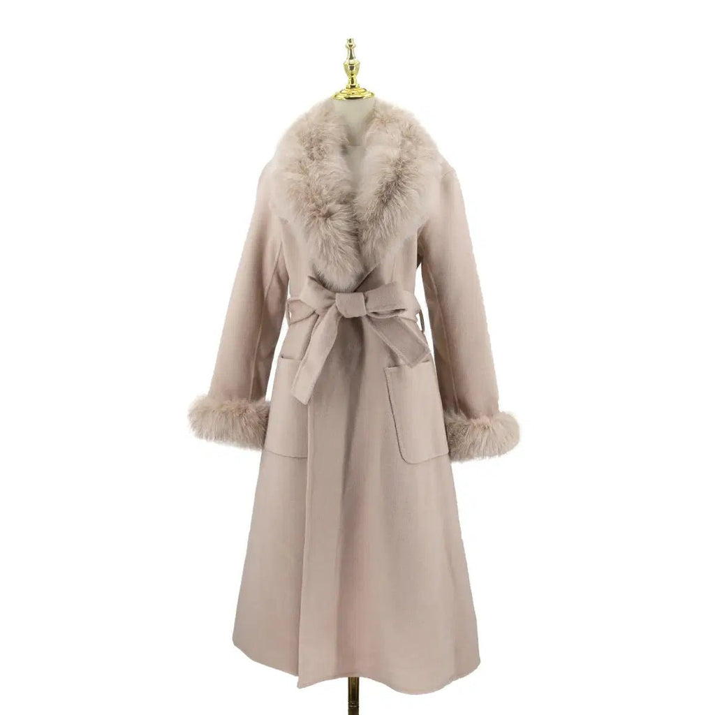 Luxury Wool Coat with Detachable Fox Fur Collar - Women's Winter Outerwear L Windia